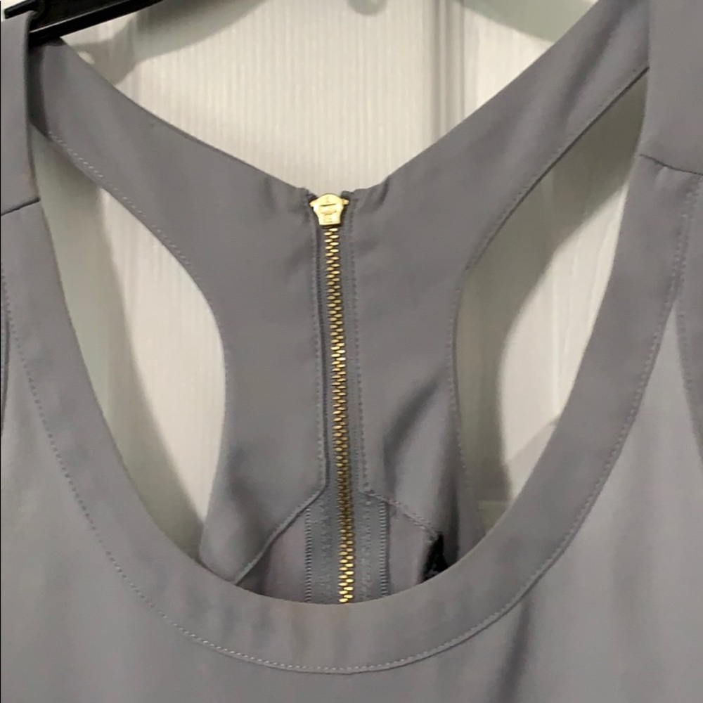EXPRESS ZIPPER BACK TANK - Picture 3 of 5